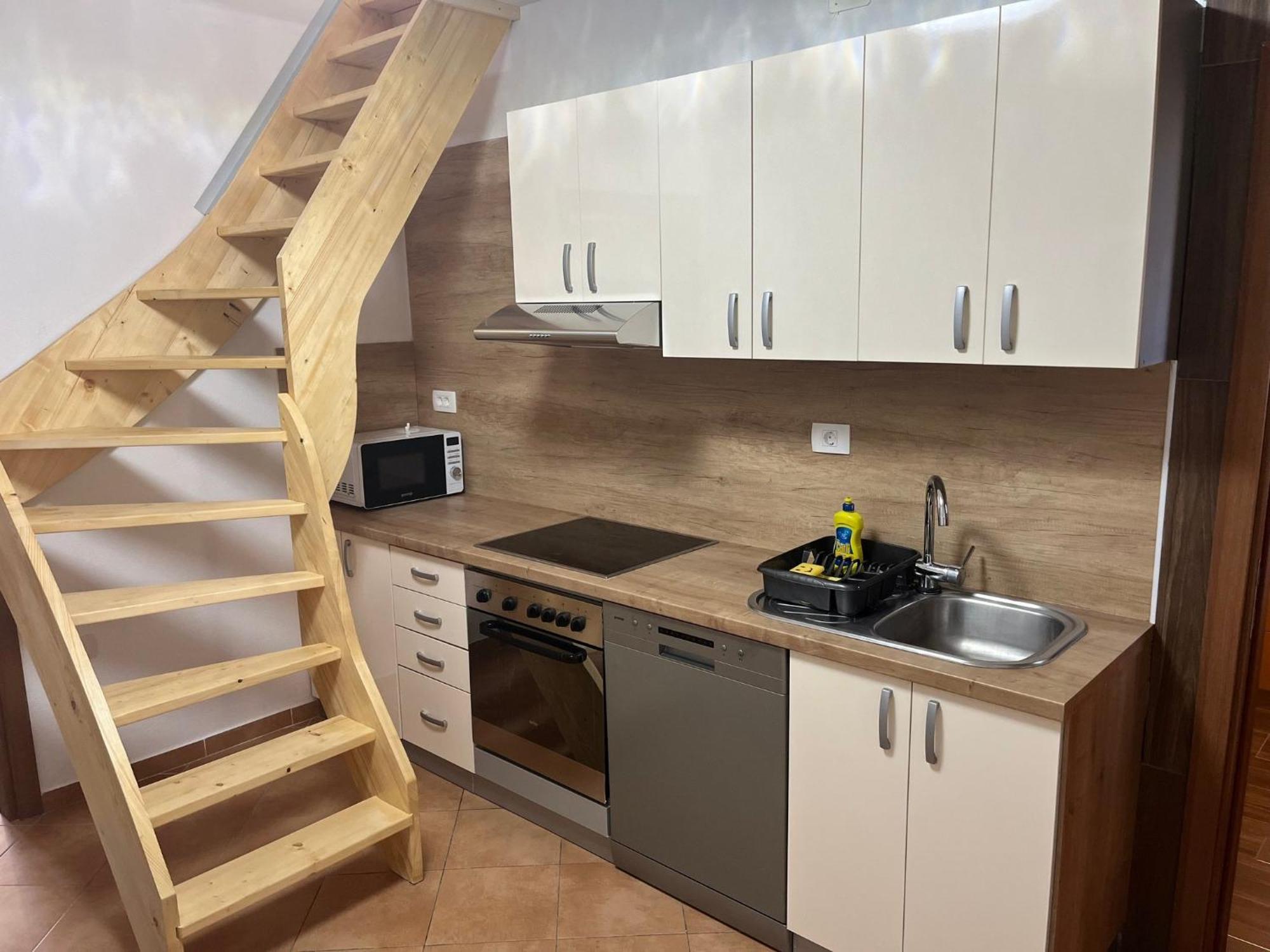 Apartments Malivojevic Zirovnica Екстериор снимка