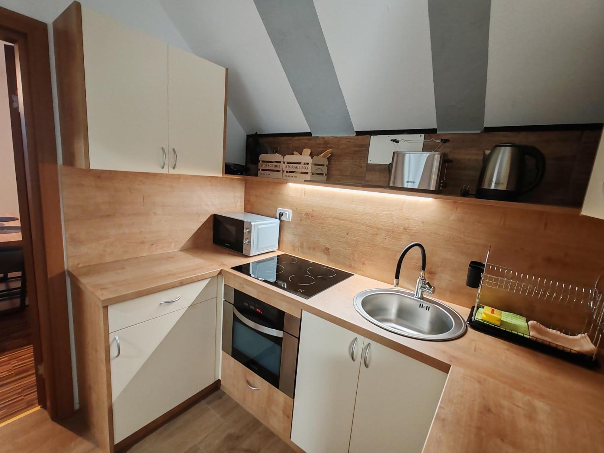 Apartments Malivojevic Zirovnica Екстериор снимка